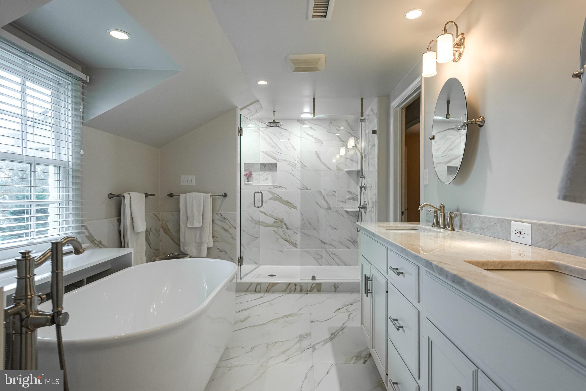 BRYN MAWR - Residential