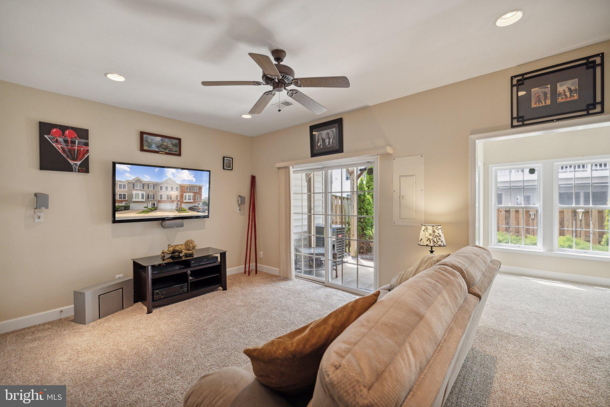 POTOMAC CLUB - Residential