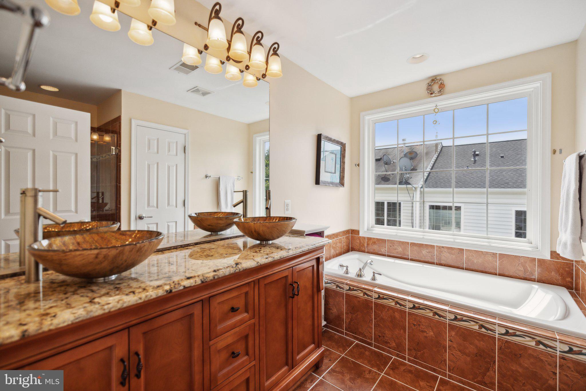 POTOMAC CLUB - Residential