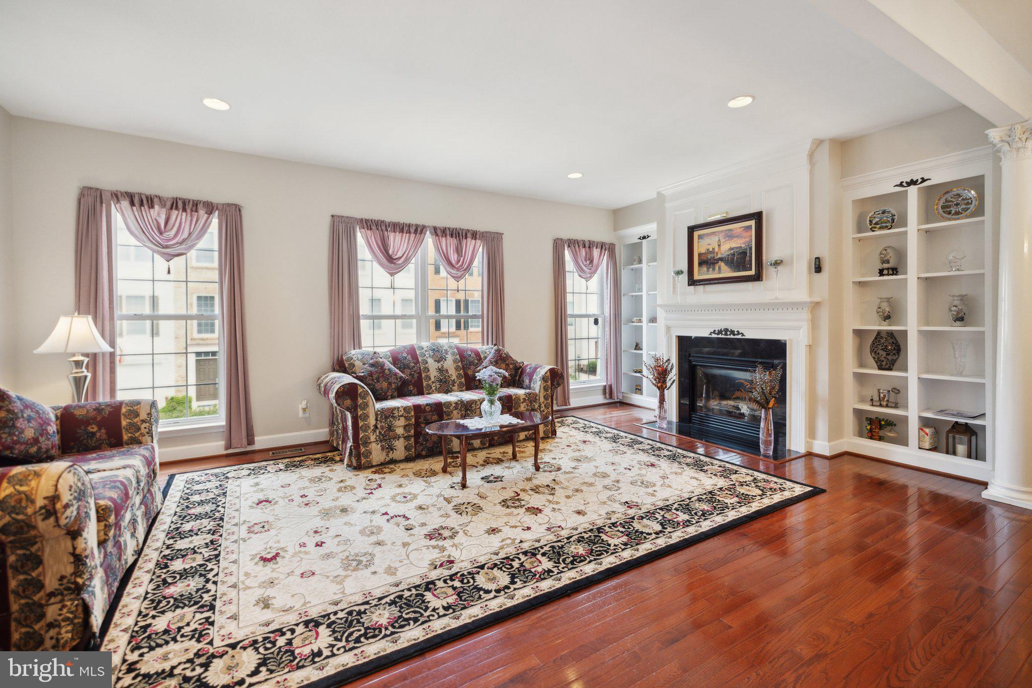 POTOMAC CLUB - Residential