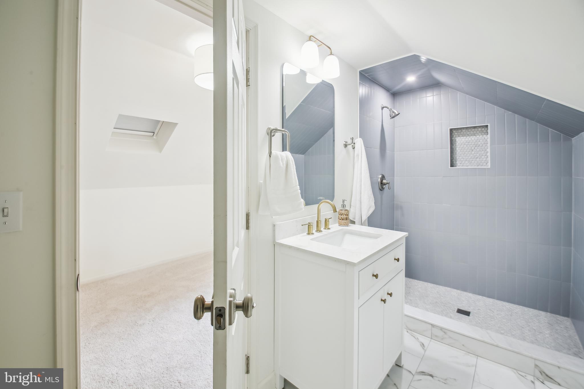 CURTIS HEIGHTS - Residential