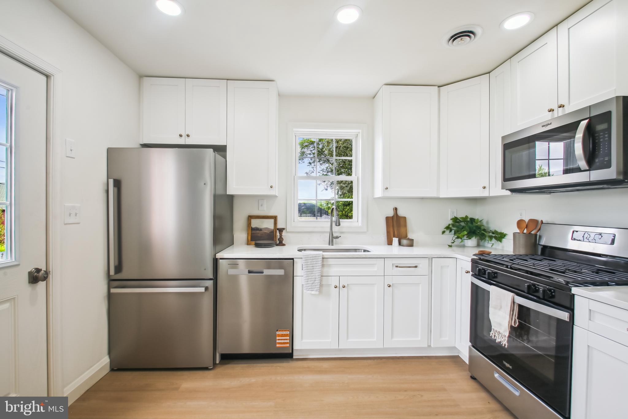 CURTIS HEIGHTS - Residential