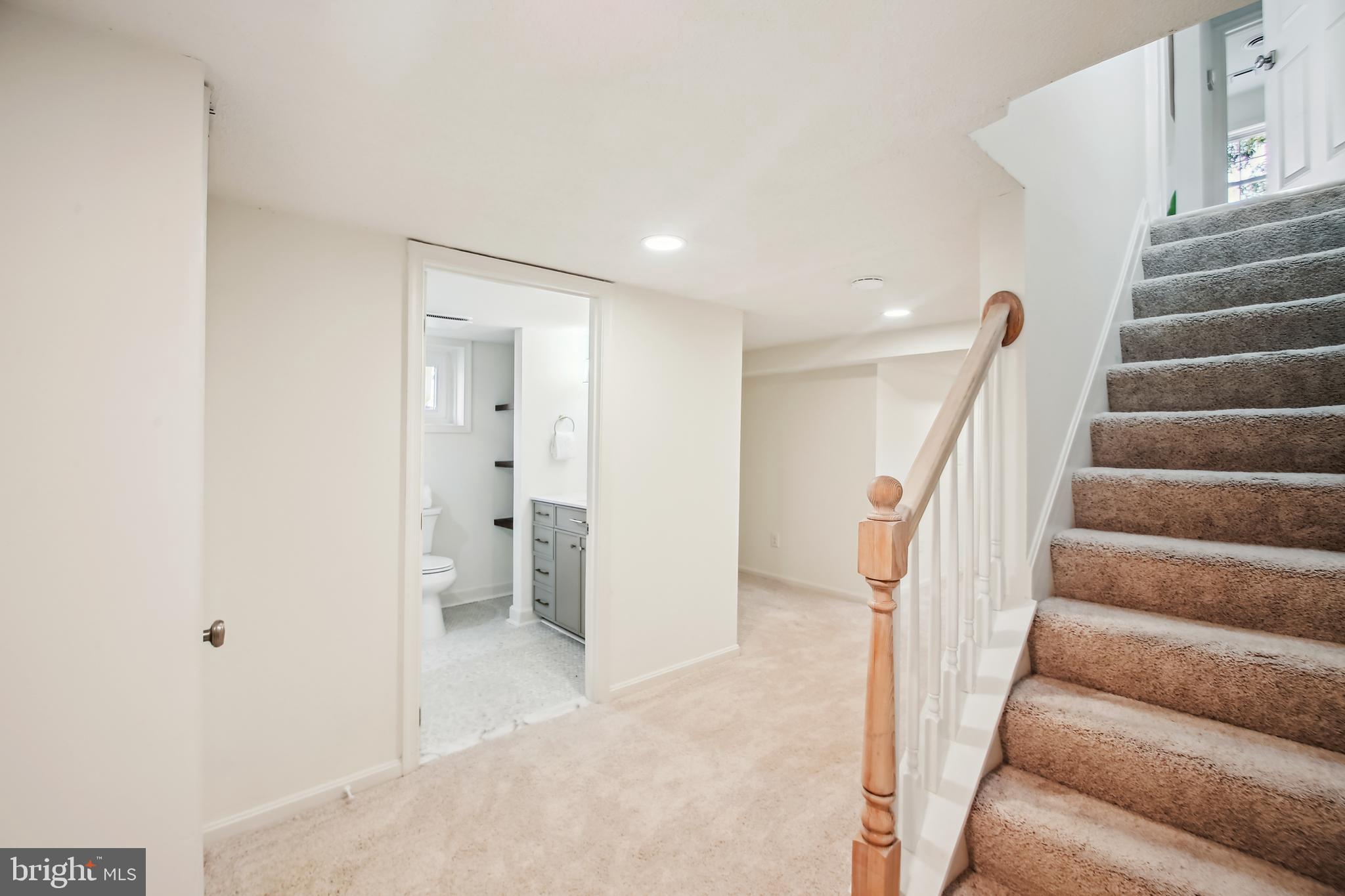 CURTIS HEIGHTS - Residential