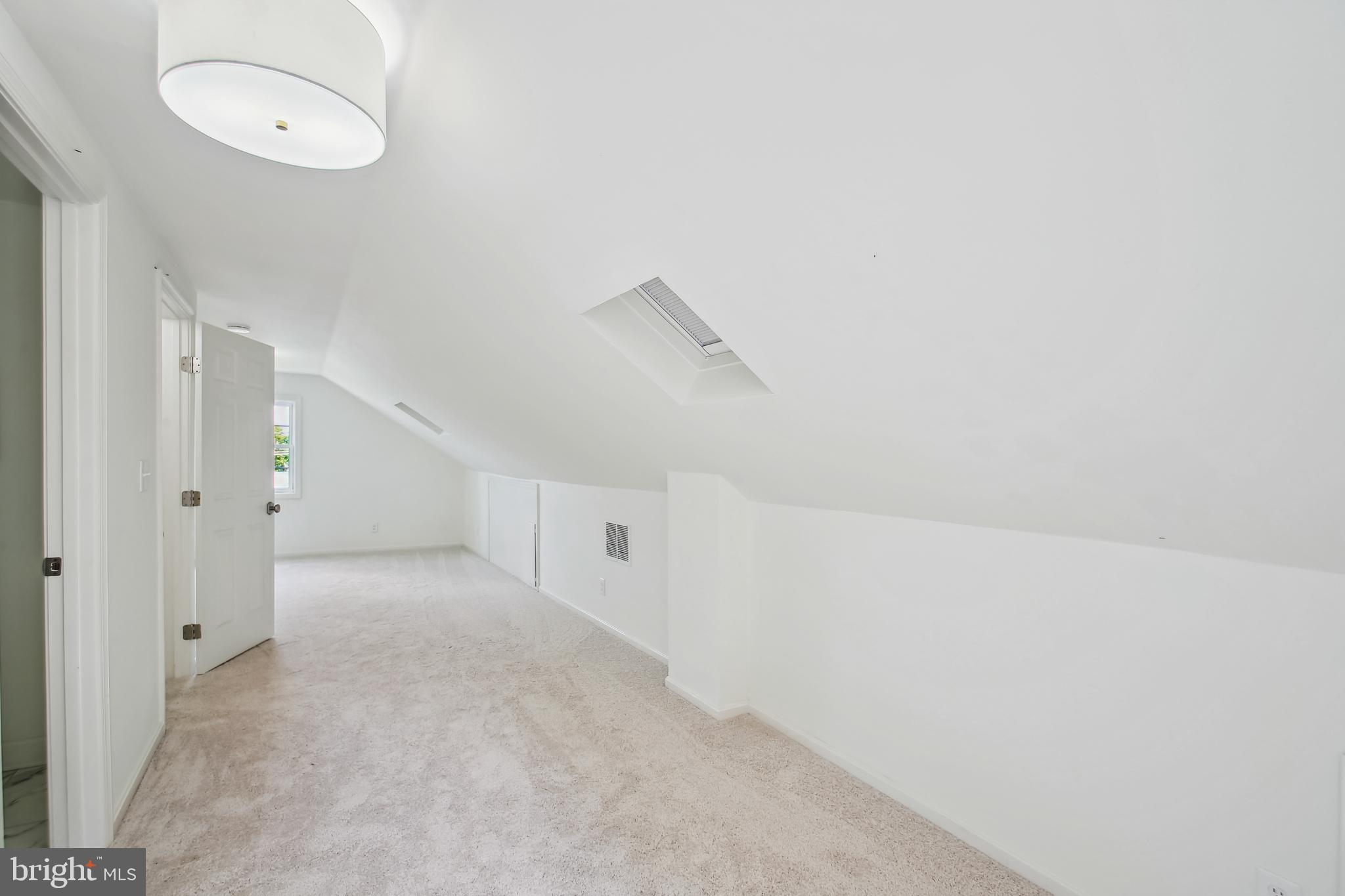 CURTIS HEIGHTS - Residential