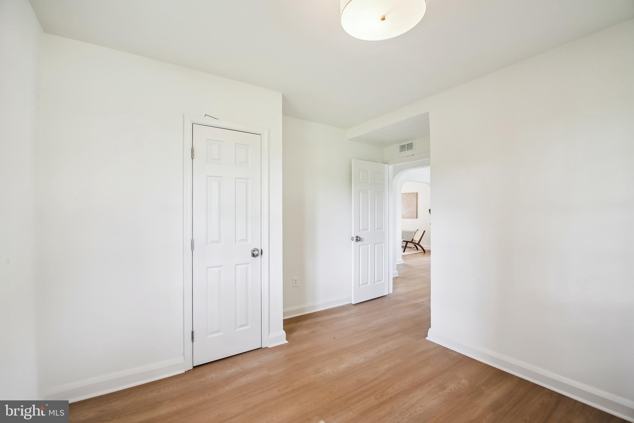 CURTIS HEIGHTS - Residential