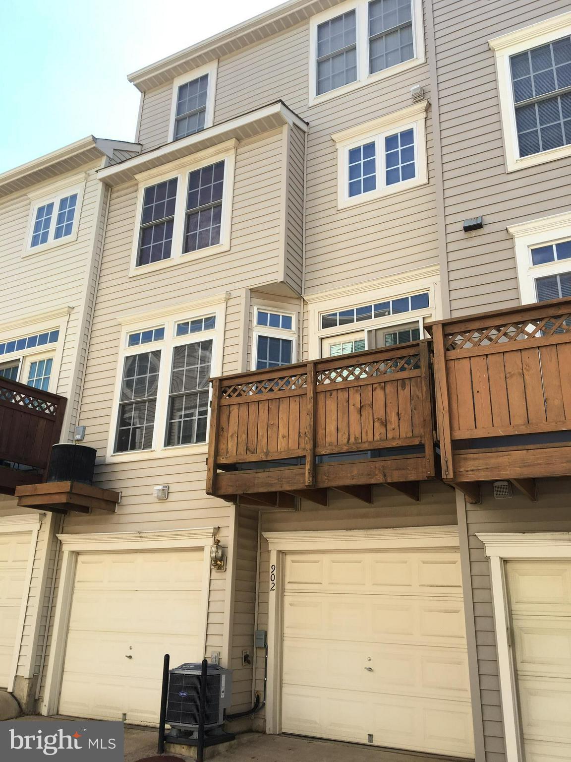 SUMMERS GROVE - Residential Lease