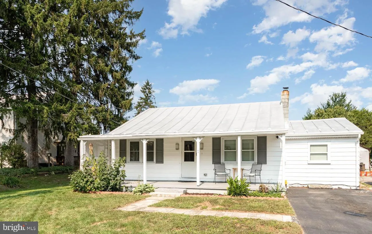 Mount Holly Springs, Pennsylvania 17065, United States, 2 Bedrooms Bedrooms, ,1 BathroomBathrooms,Residential,Coming Soon,252789