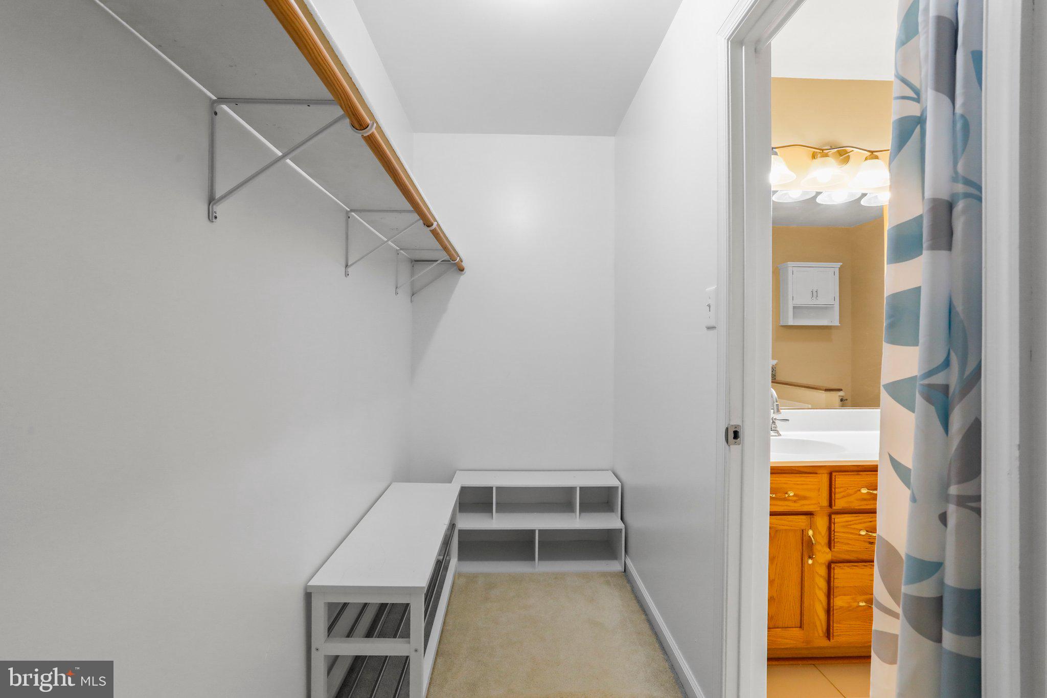 BRIAR RUN - Residential