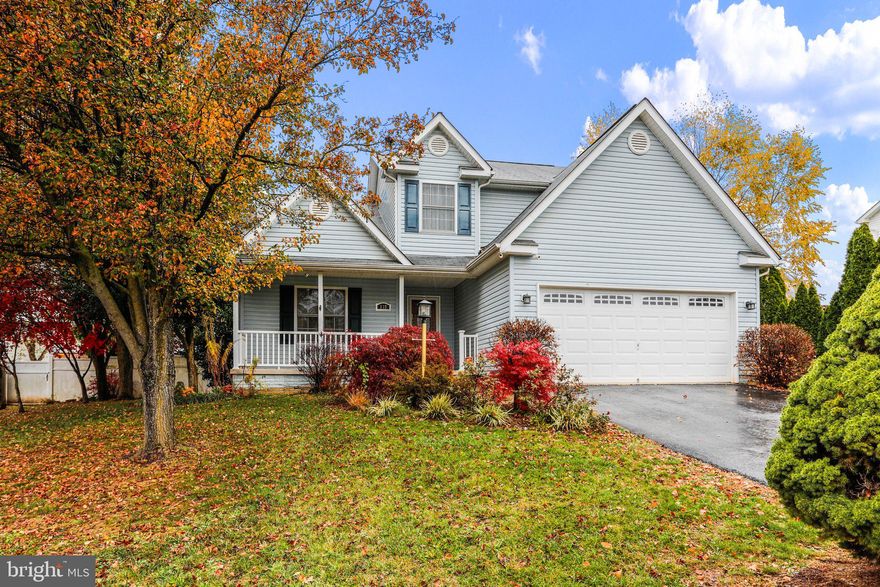 Located in Briar Run. This 3 bedroom 2 1/2 bath home has so much to offer. As soon as you enter, you are greeted with stunning cathedral ceilings in the oversized  living room. The main floor features hardwood and LVP flooring throughout. The main level has an open floorplan that is the center for entertaining. 
Dining room connects to a breakfast nook and kitchen. The kitchen features stainless steel appliances, including a French door refrigerator. Laundry room is large off from kitchen and offers with tons of storage. Outside you have a large deck off of your breakfast nook overlooking you fenced in private yard.   Upstairs you have 2 large sized bedrooms. The hall bath includes ceramic tile flooring and tub/shower combo. The large master suite features ceiling fan and a luxury bathroom. Master bath also features ceramic tile floor, a double sink vanity,  and a stall shower and a Jaden soaking tub to enjoy after a long day. The master bath opens to a large walk-in closet to complete the suite. The lower level of the home is unfinished with a rough in for a 3rd full bath. The lower level also houses your water softener, 80 gallon water heater, Trane heat pump with humidifier and electrostatic filter. This home and location is well desired and a great commuter location to both VA and MD This house is a must see! Don't wait - schedule your showing today!