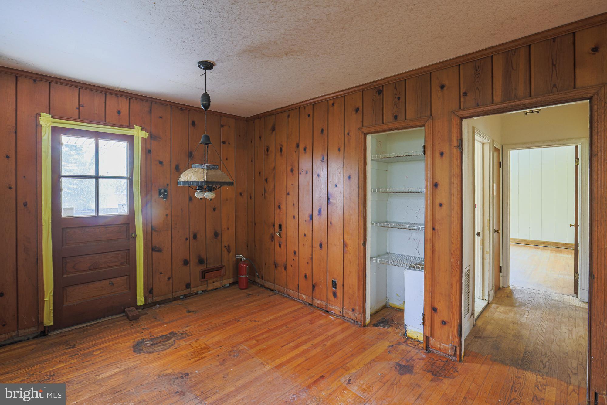 LOCH HILL - Residential