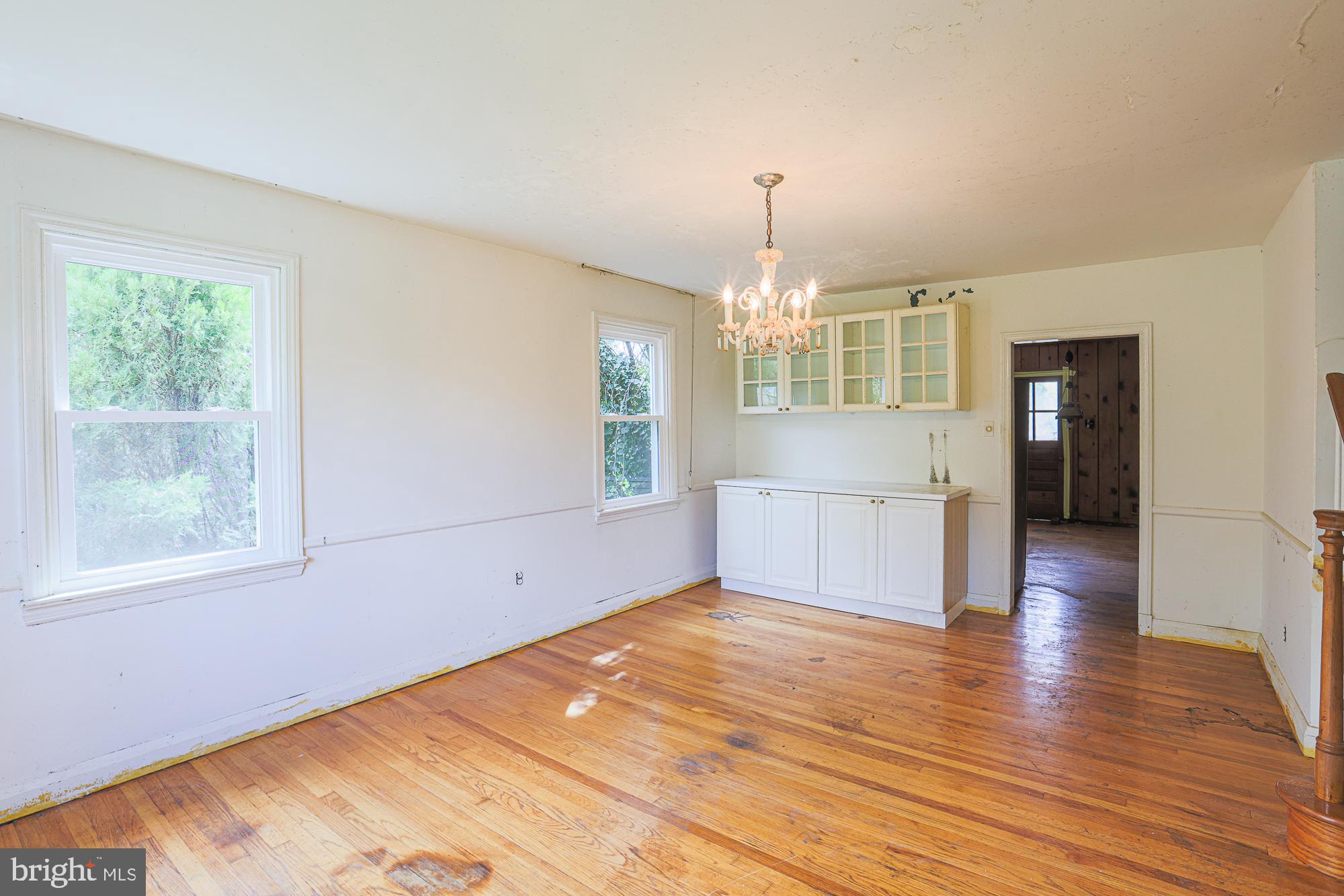 LOCH HILL - Residential