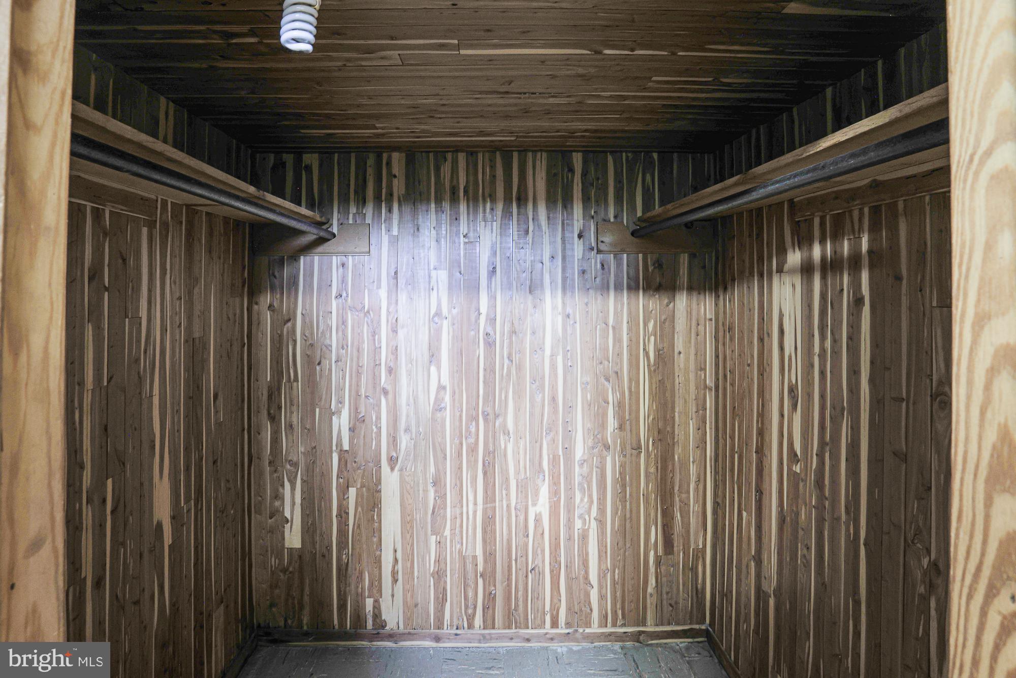 LOCH HILL - Residential