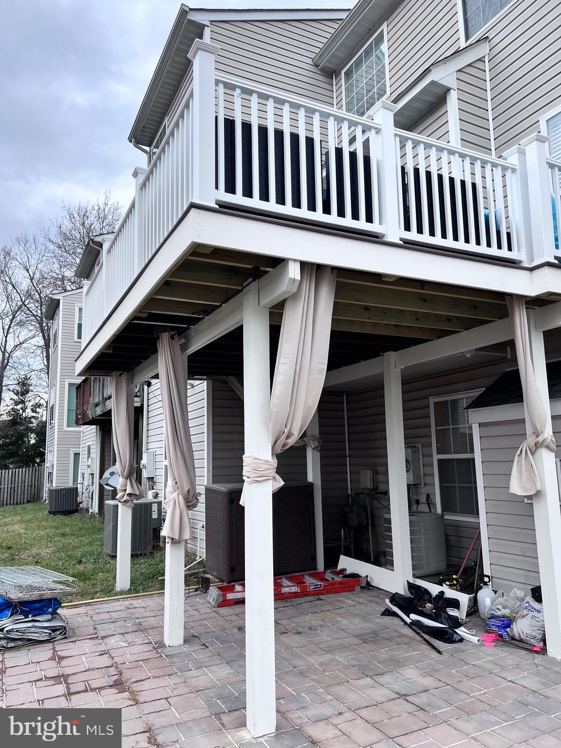 PERRYWOOD - Residential Lease