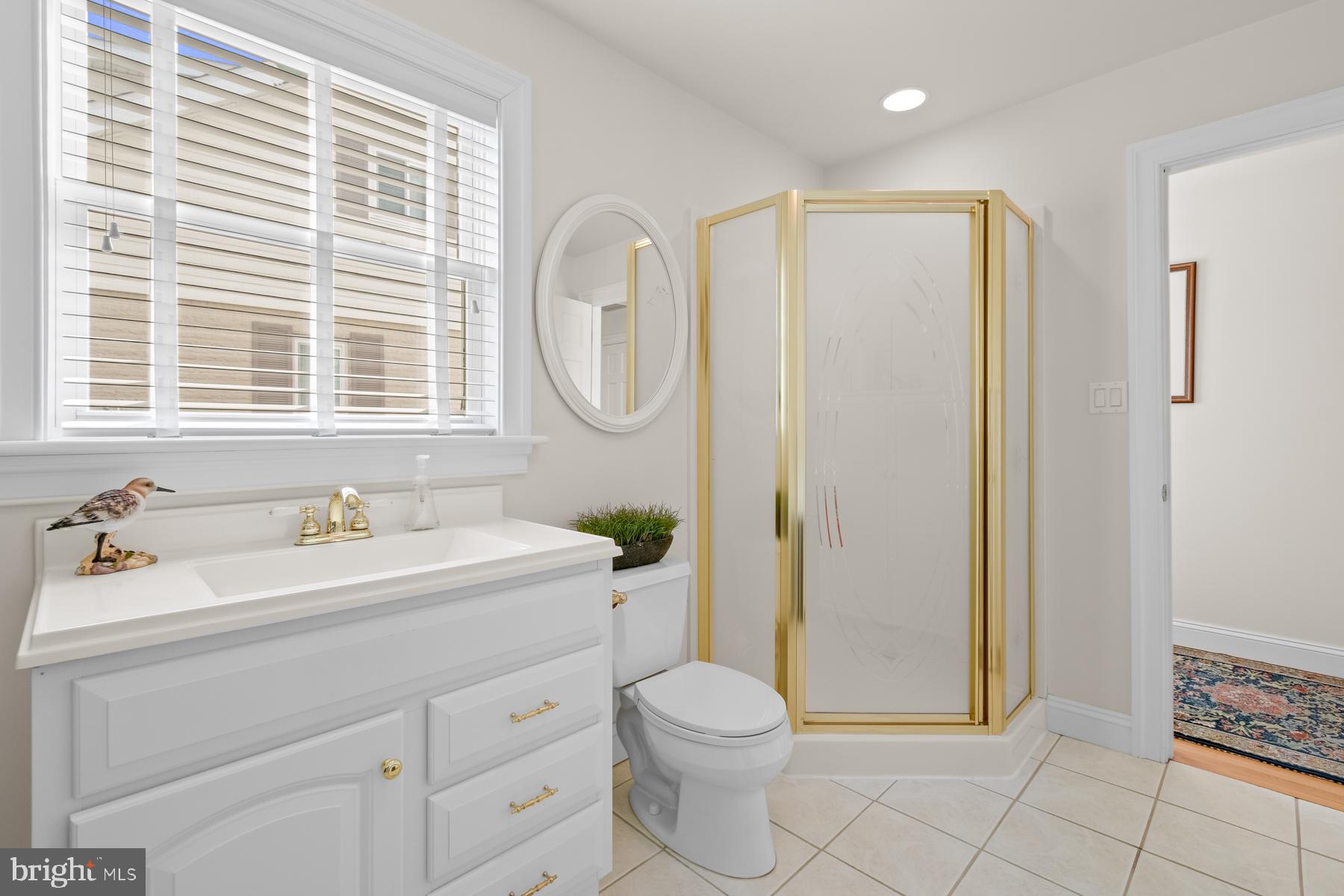 CAINE KEYS II - Residential