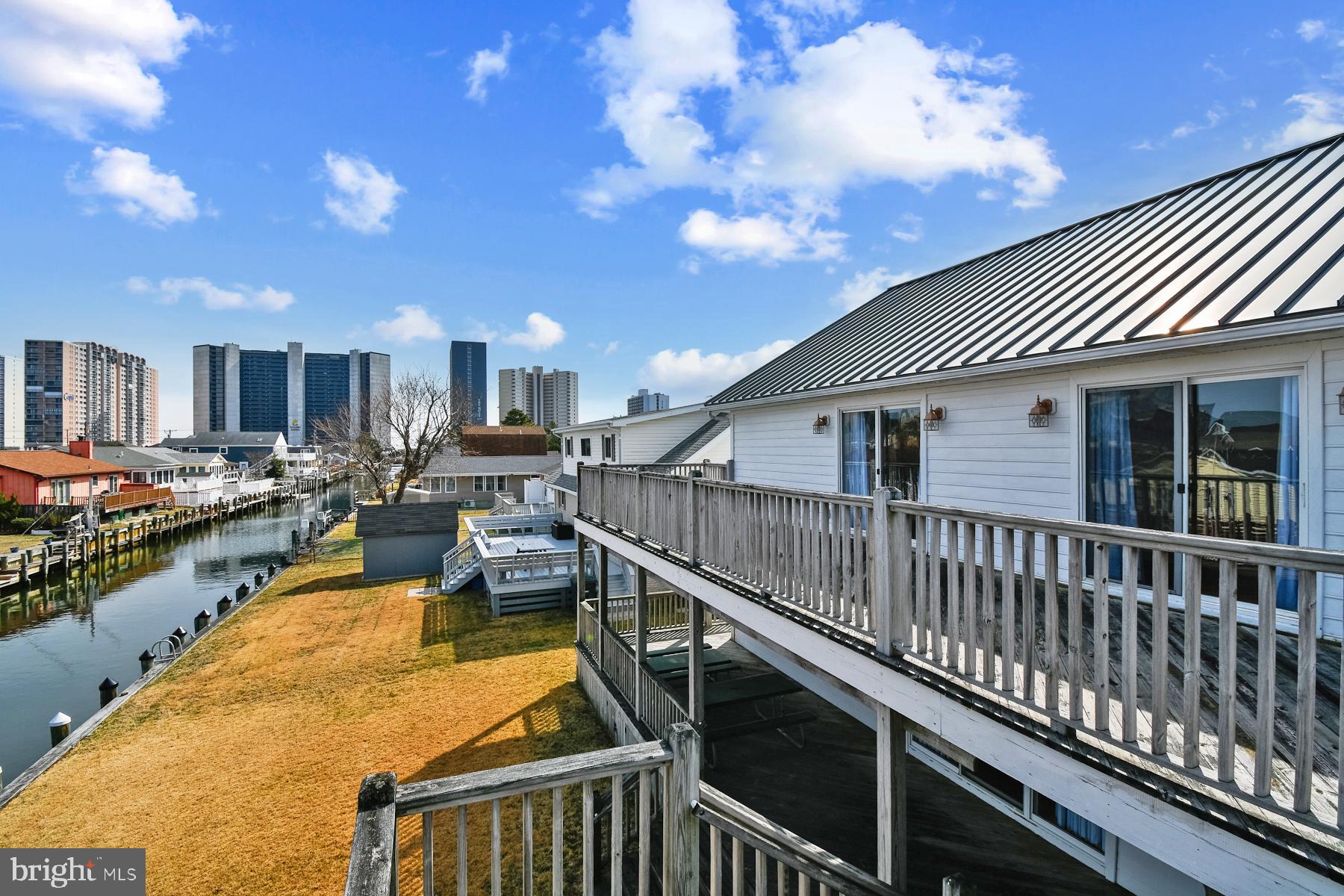 CAINE KEYS II - Residential