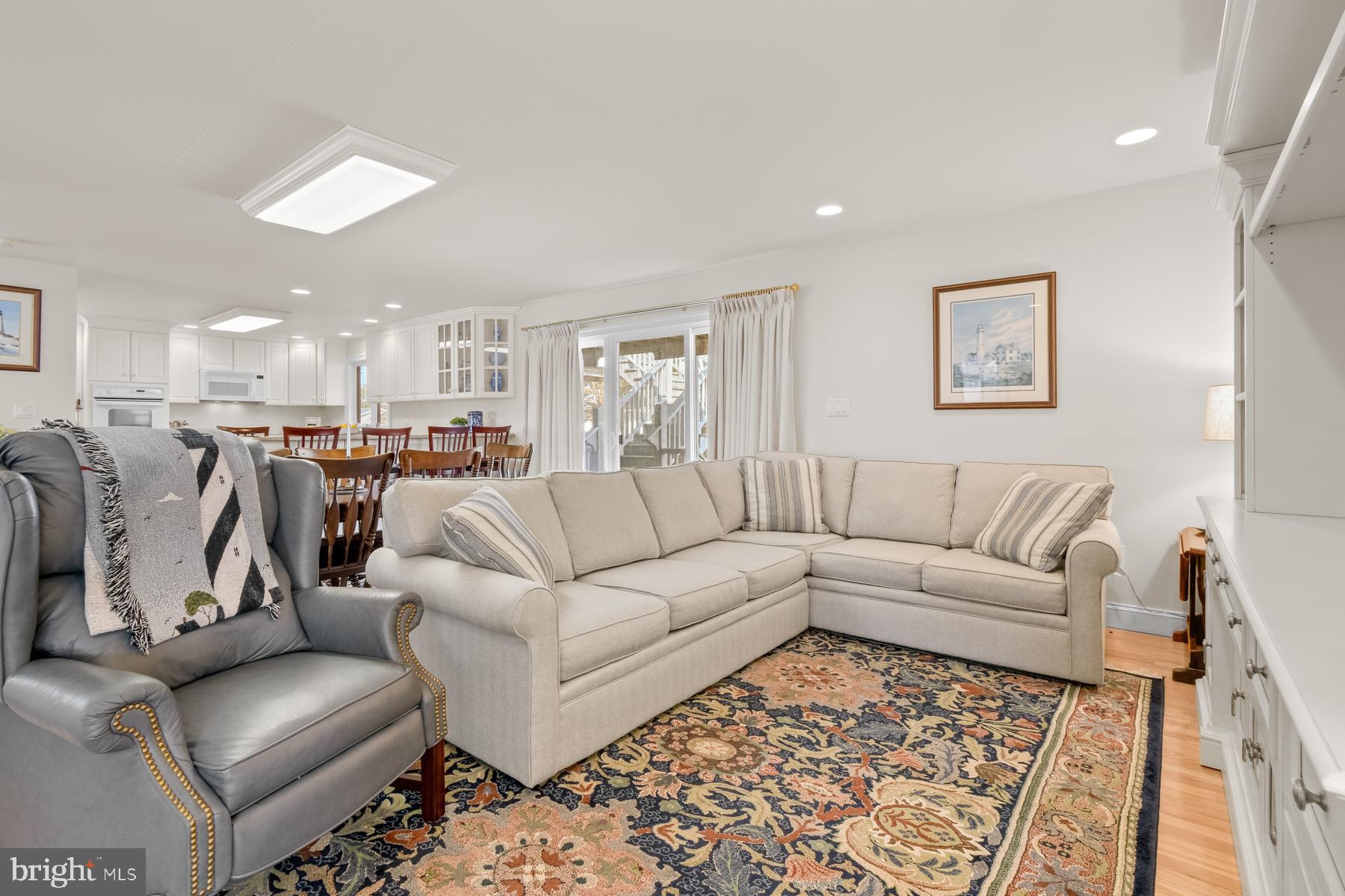 CAINE KEYS II - Residential