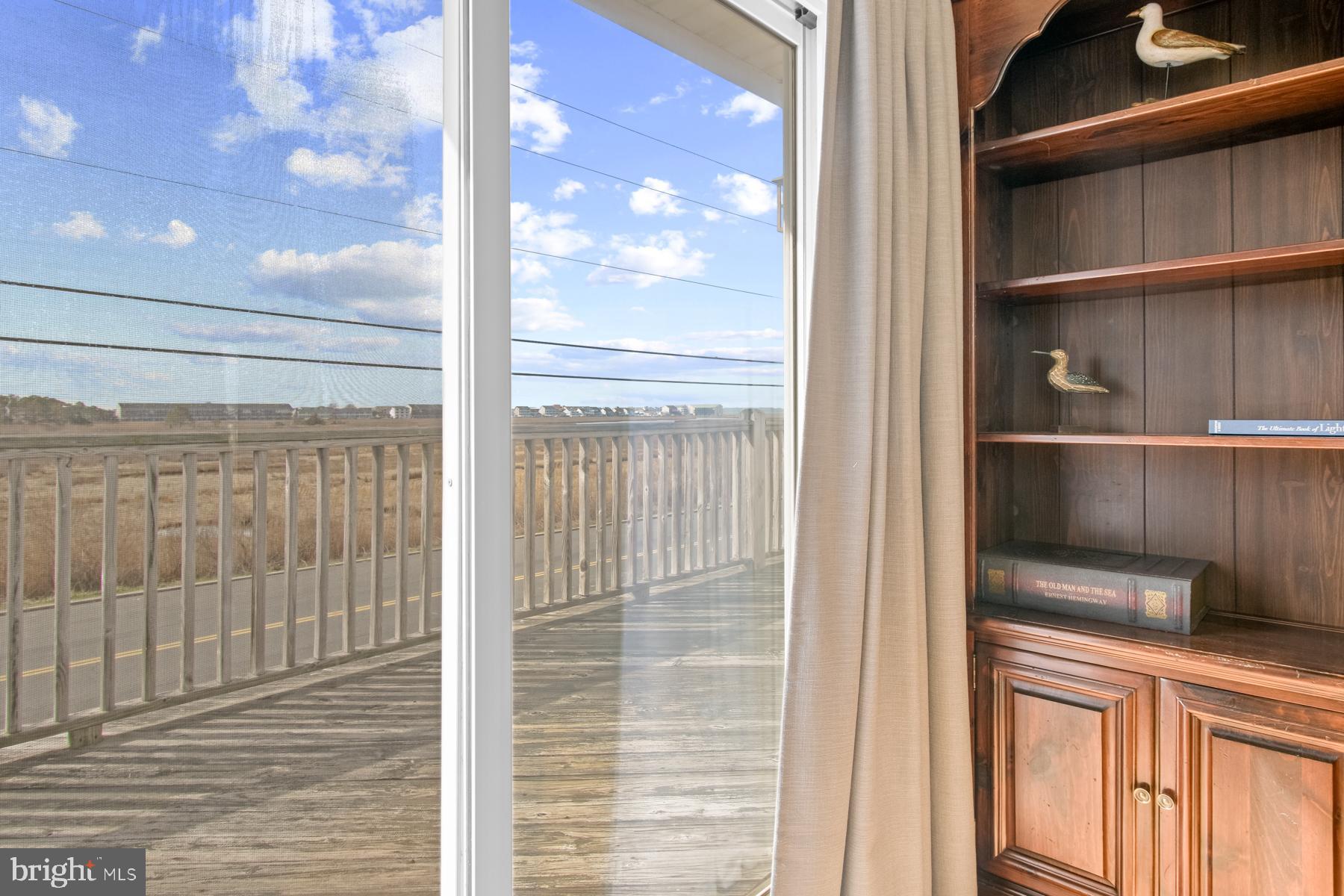 CAINE KEYS II - Residential