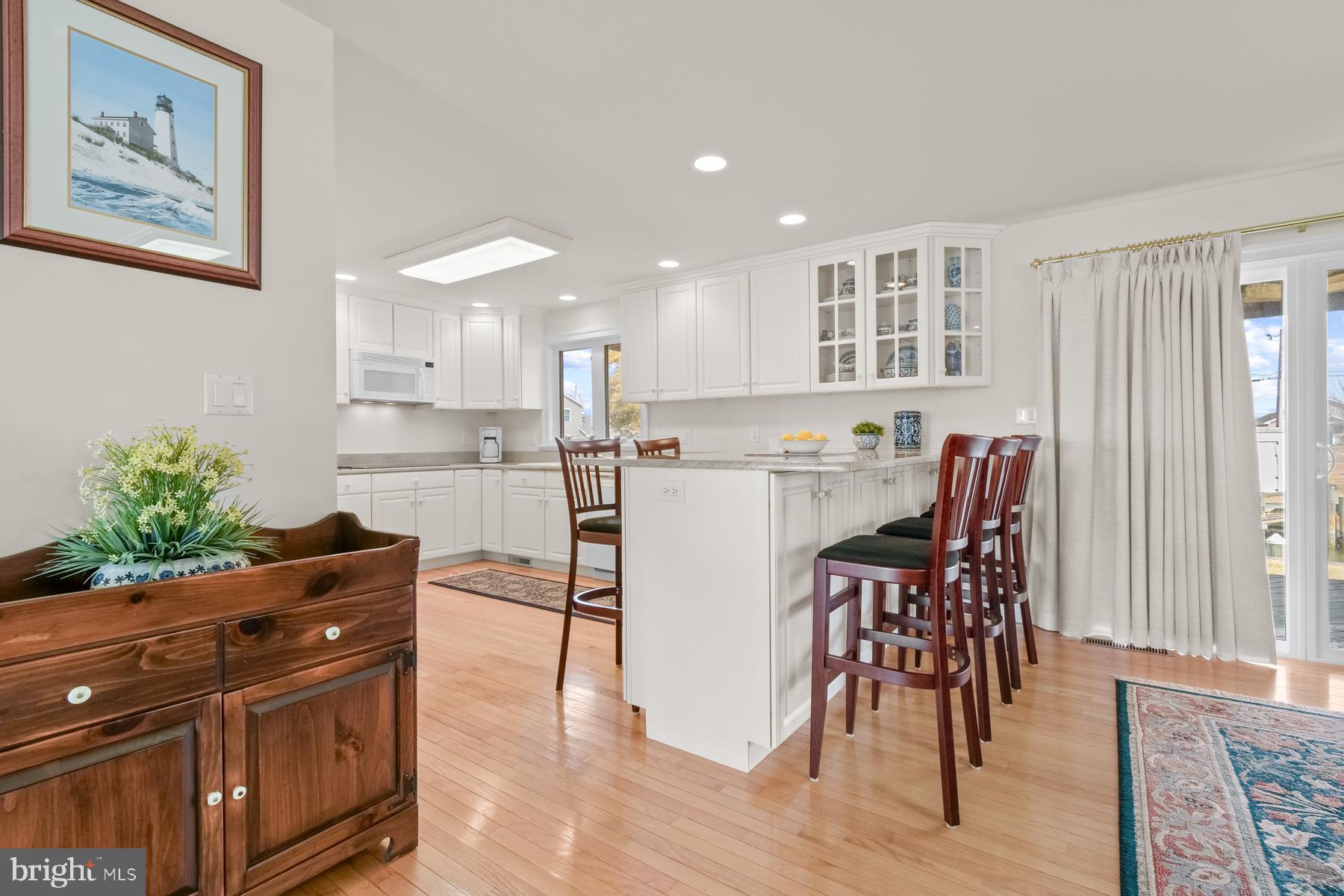 CAINE KEYS II - Residential