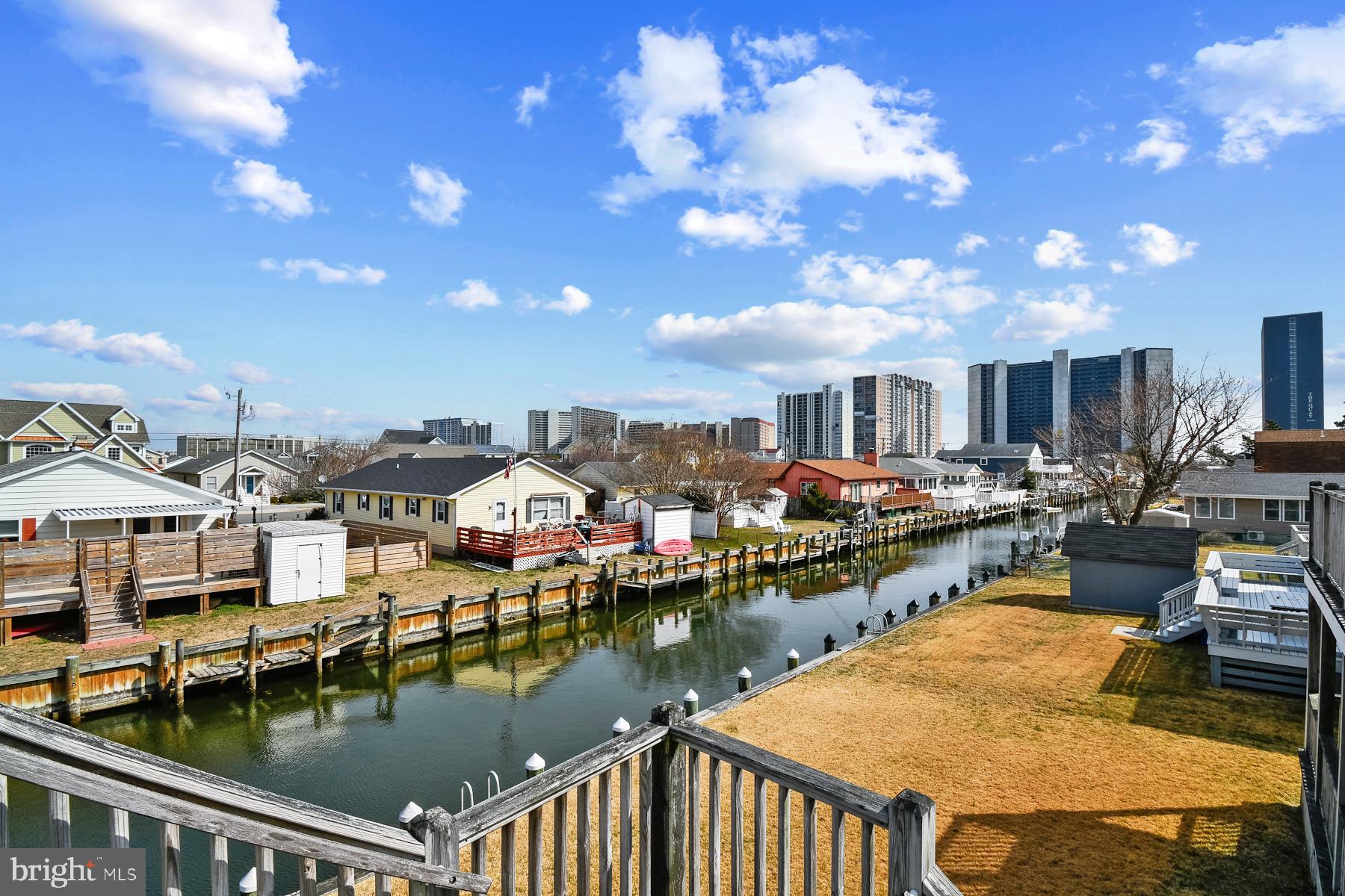 CAINE KEYS II - Residential