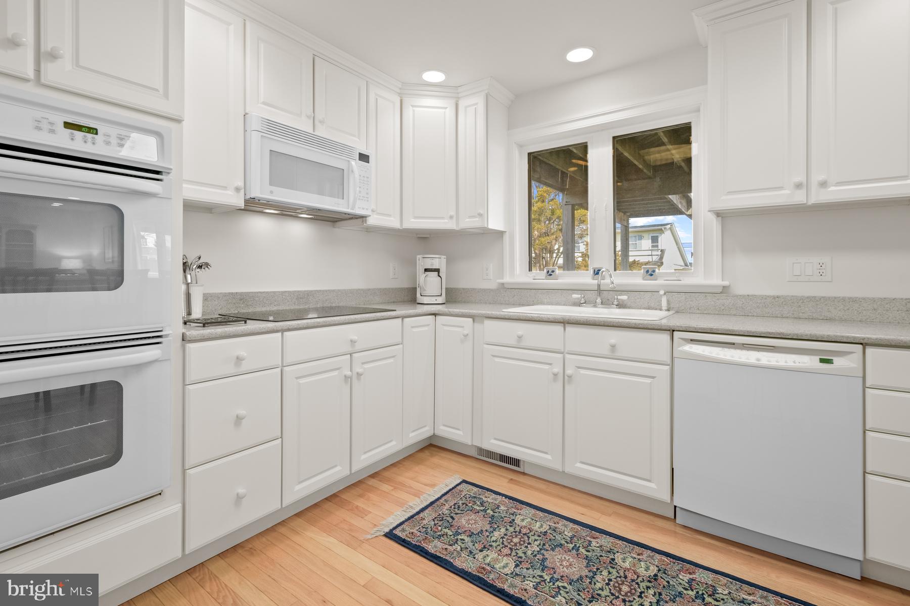 CAINE KEYS II - Residential