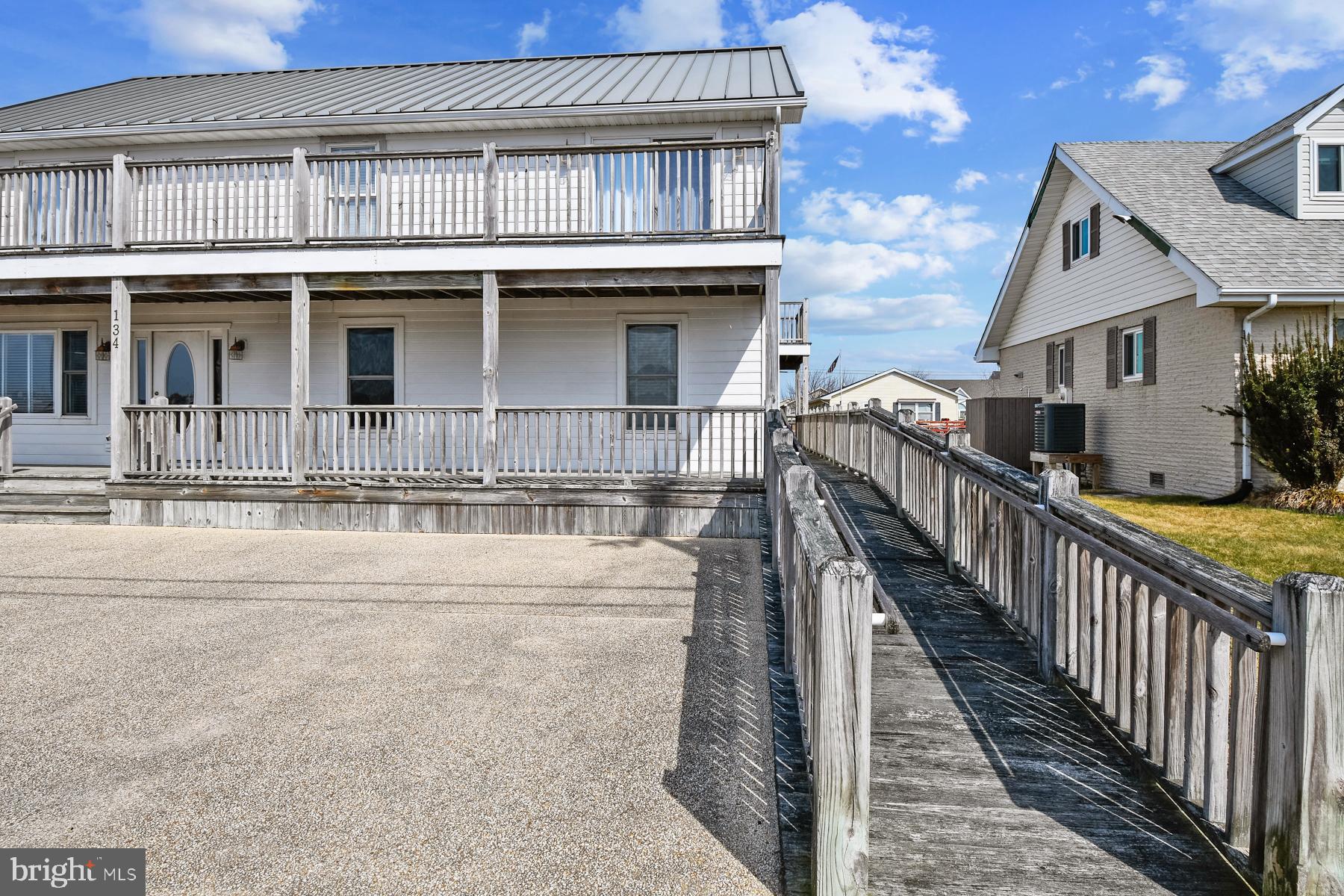 CAINE KEYS II - Residential