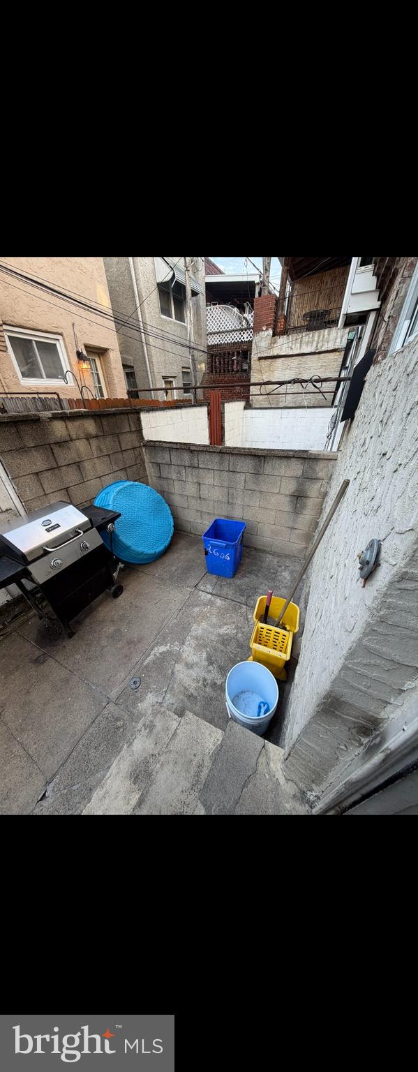 LOWER MOYAMENSING - Residential