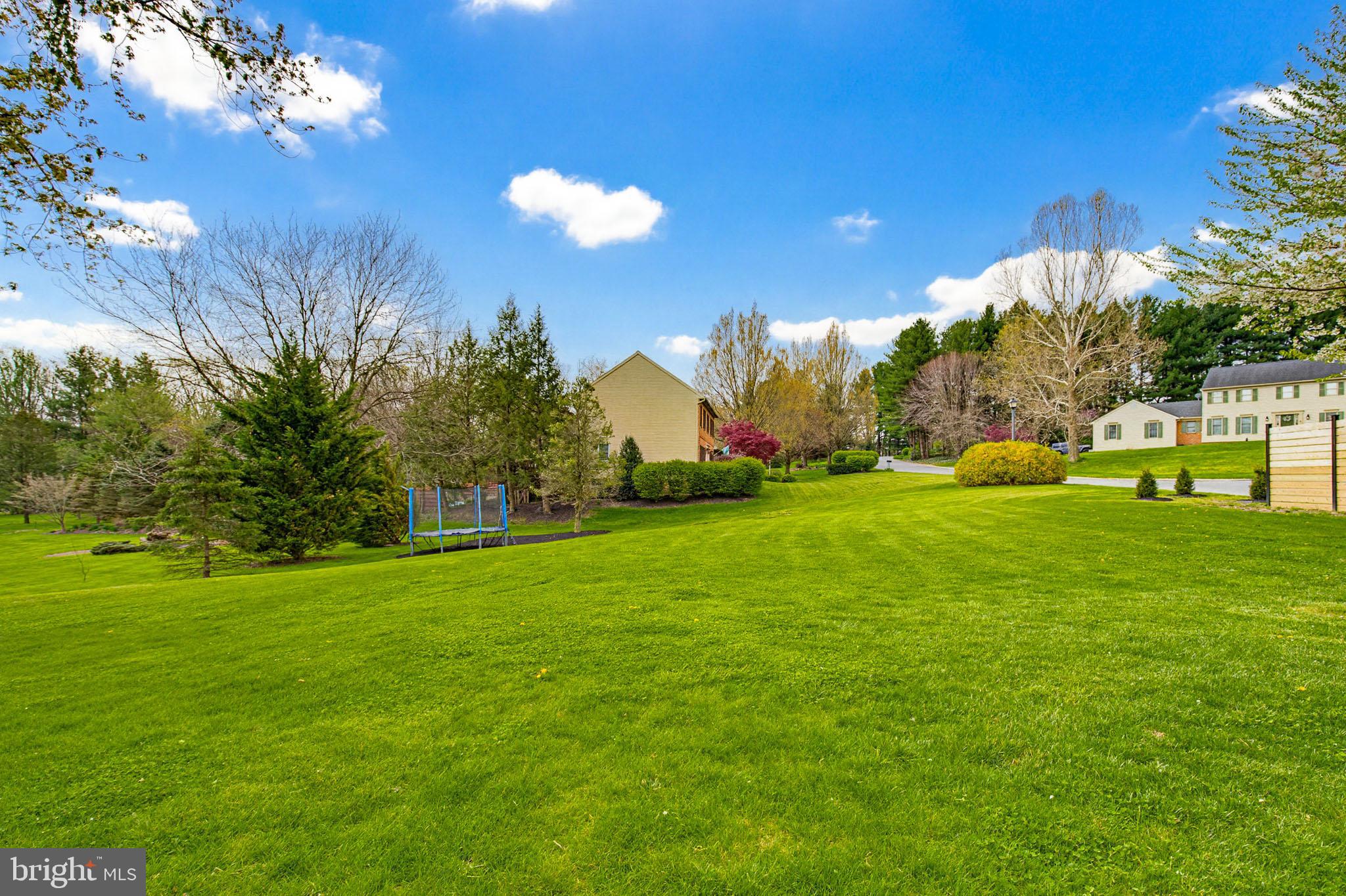SHADOWSTONE - Residential