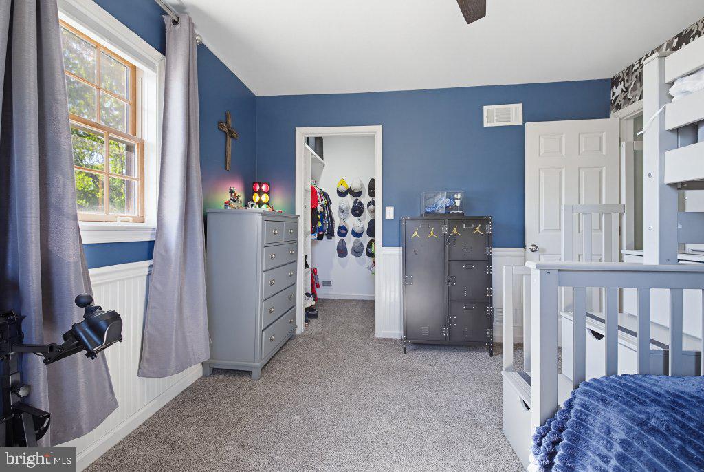 SHADOWSTONE - Residential