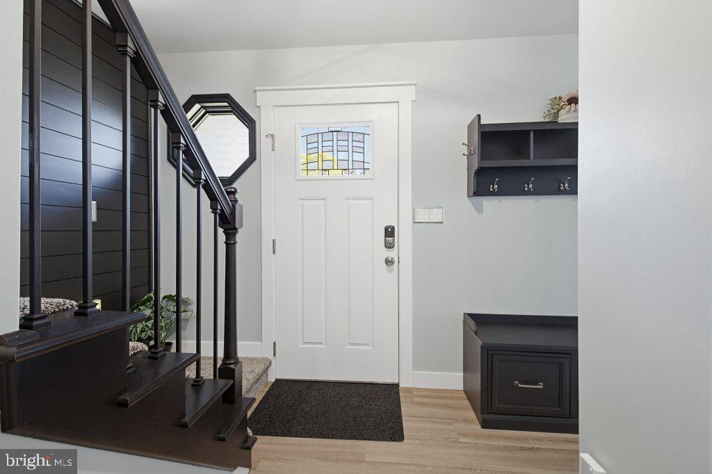 SHADOWSTONE - Residential