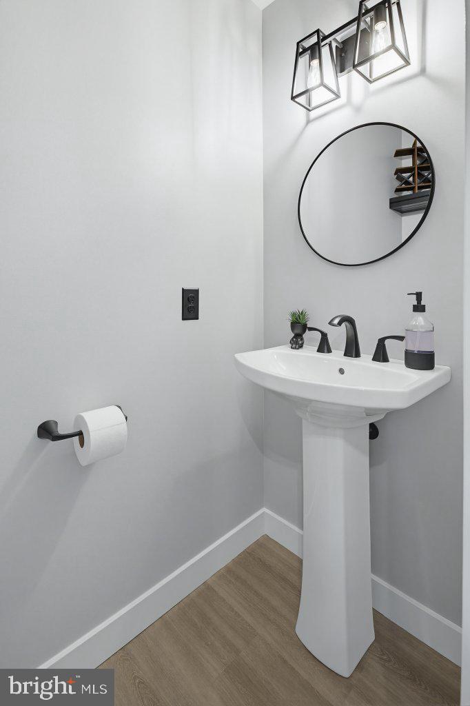 SHADOWSTONE - Residential