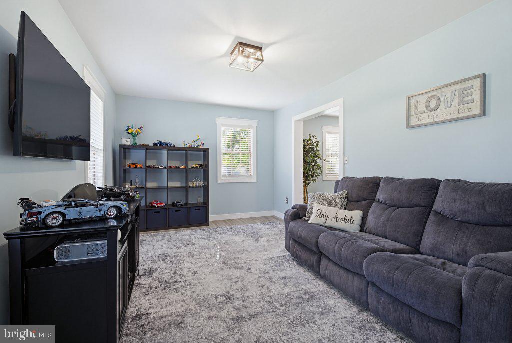 SHADOWSTONE - Residential