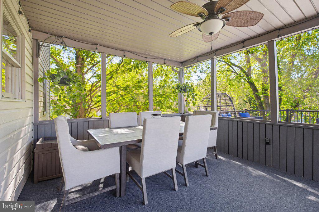 SHADOWSTONE - Residential