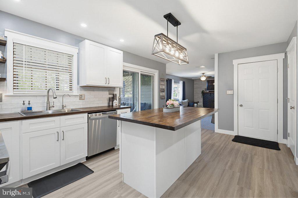 SHADOWSTONE - Residential