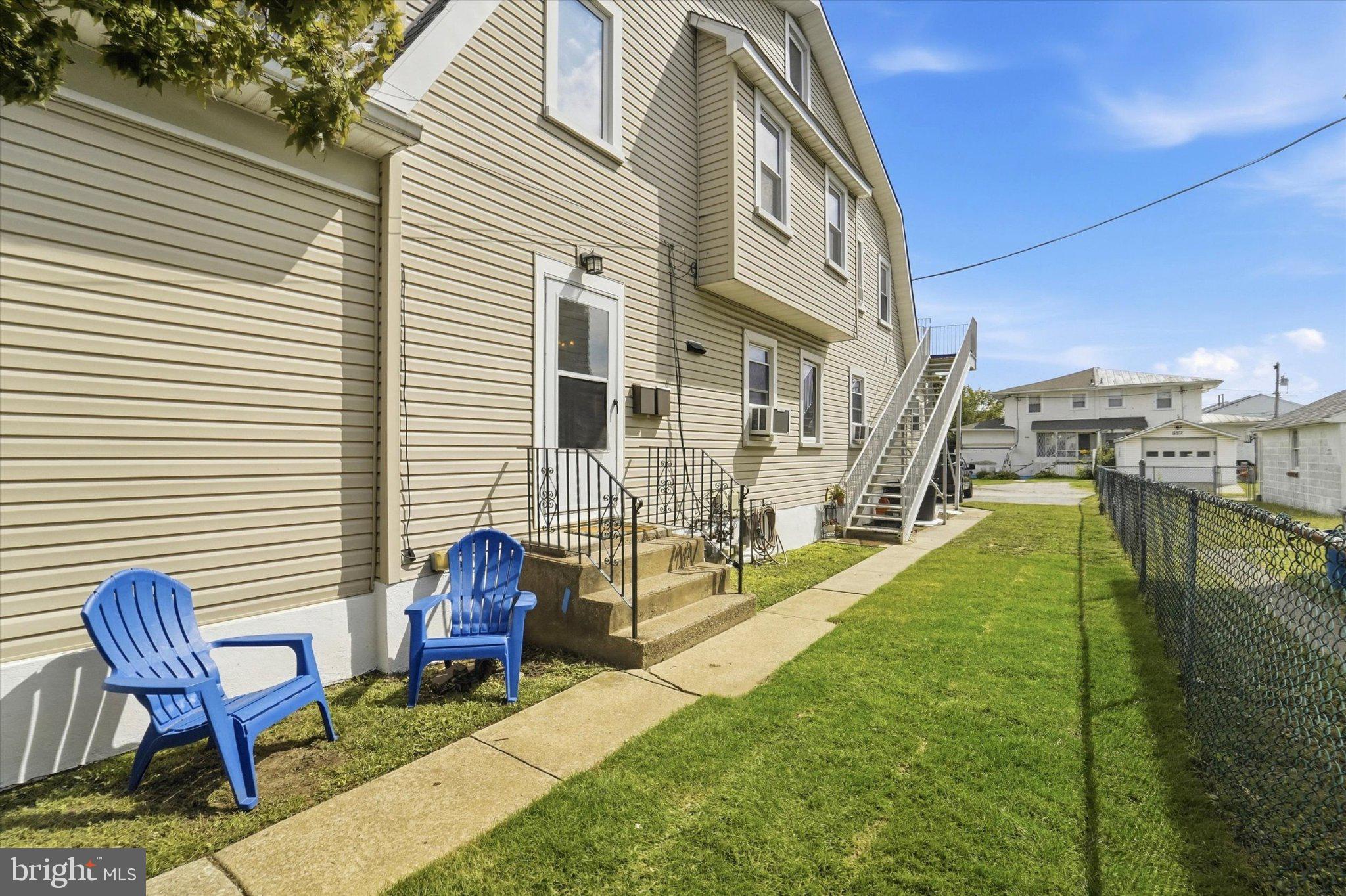 504 URBAN AVENUE