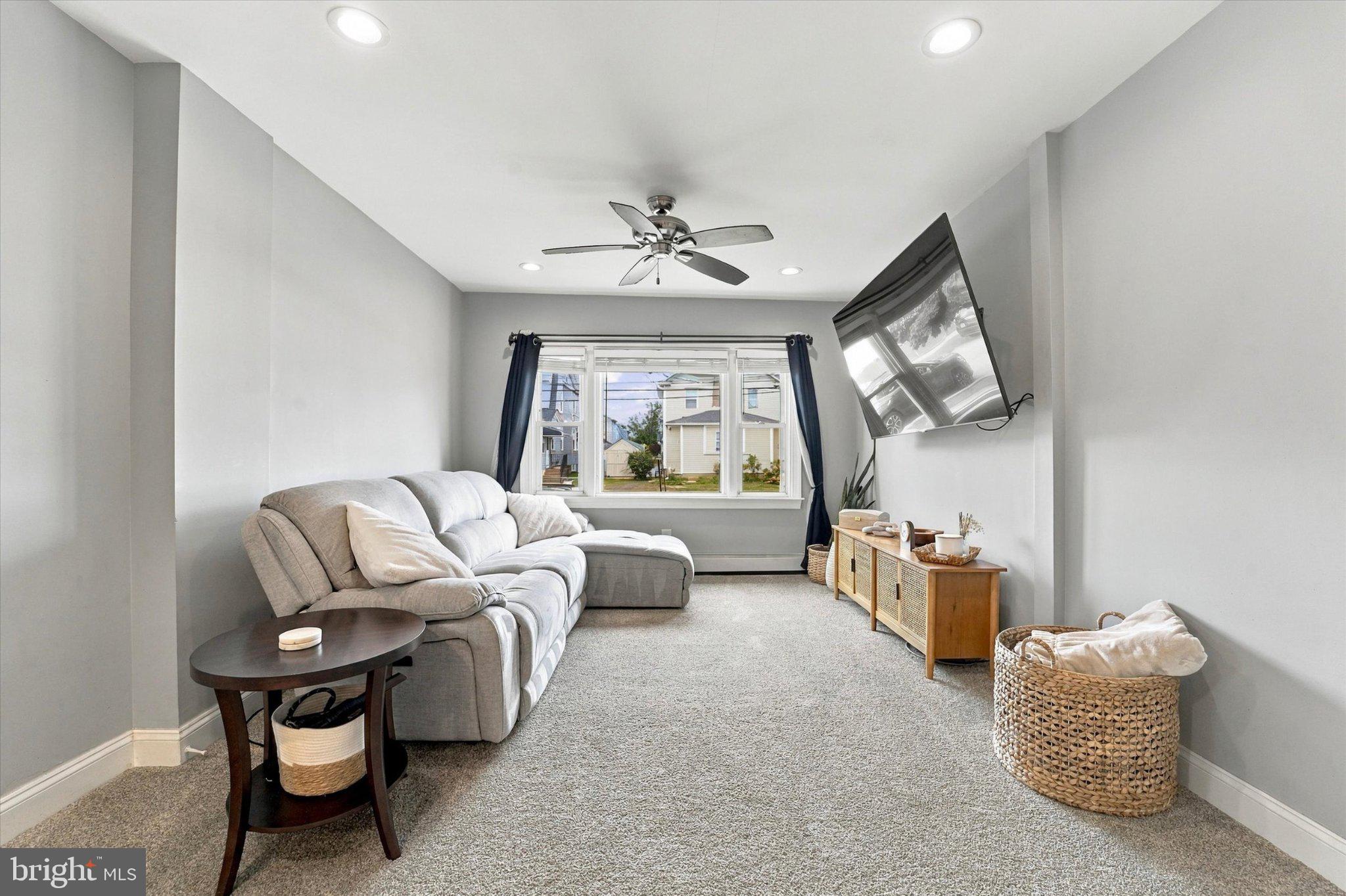 504 URBAN AVENUE