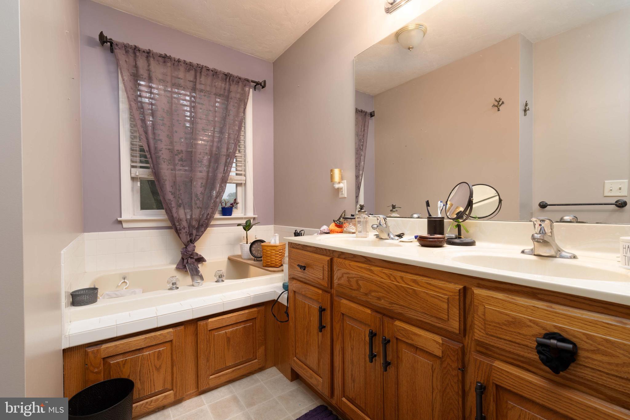 MICHAUX MEADOWS - Residential