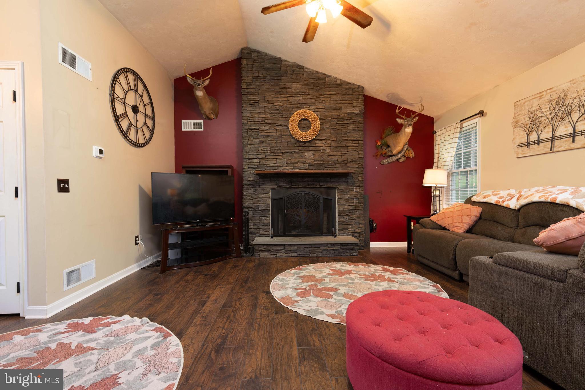 MICHAUX MEADOWS - Residential