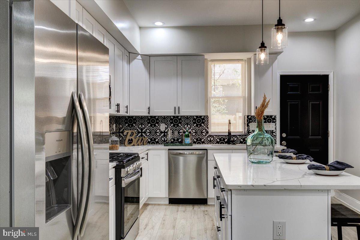 BROADWAY EAST - Residential