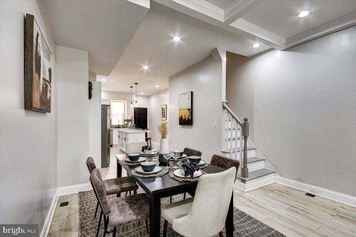 BROADWAY EAST - Residential