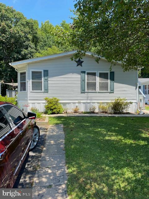 BUSH RIVER MANOR - Residential