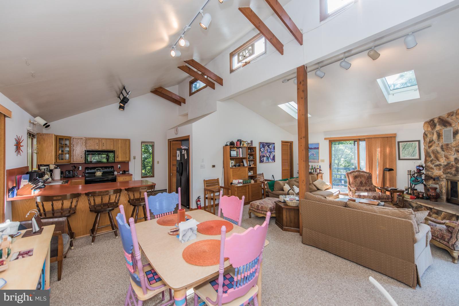 RIVER RIDGE - Residential