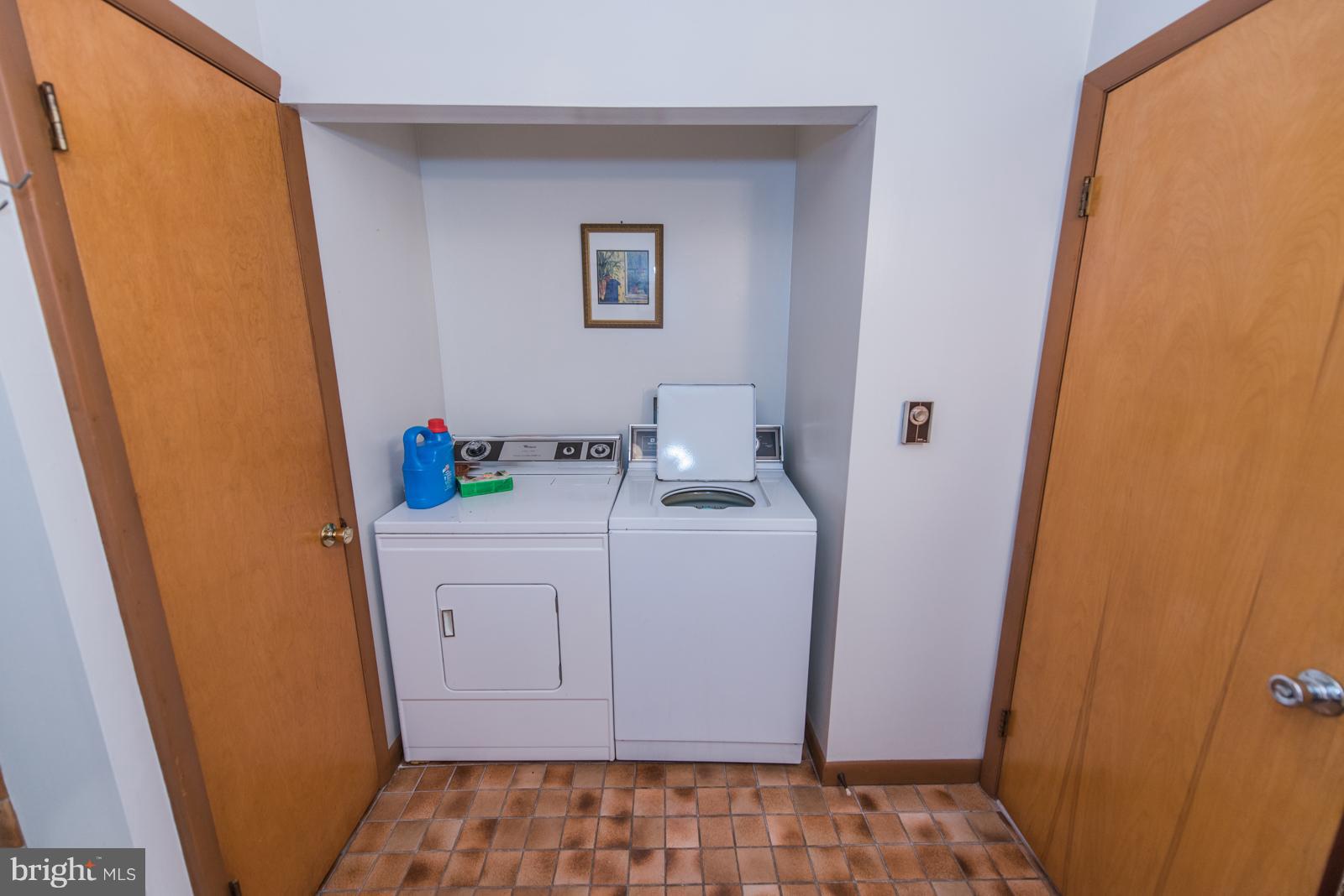 RIVER RIDGE - Residential