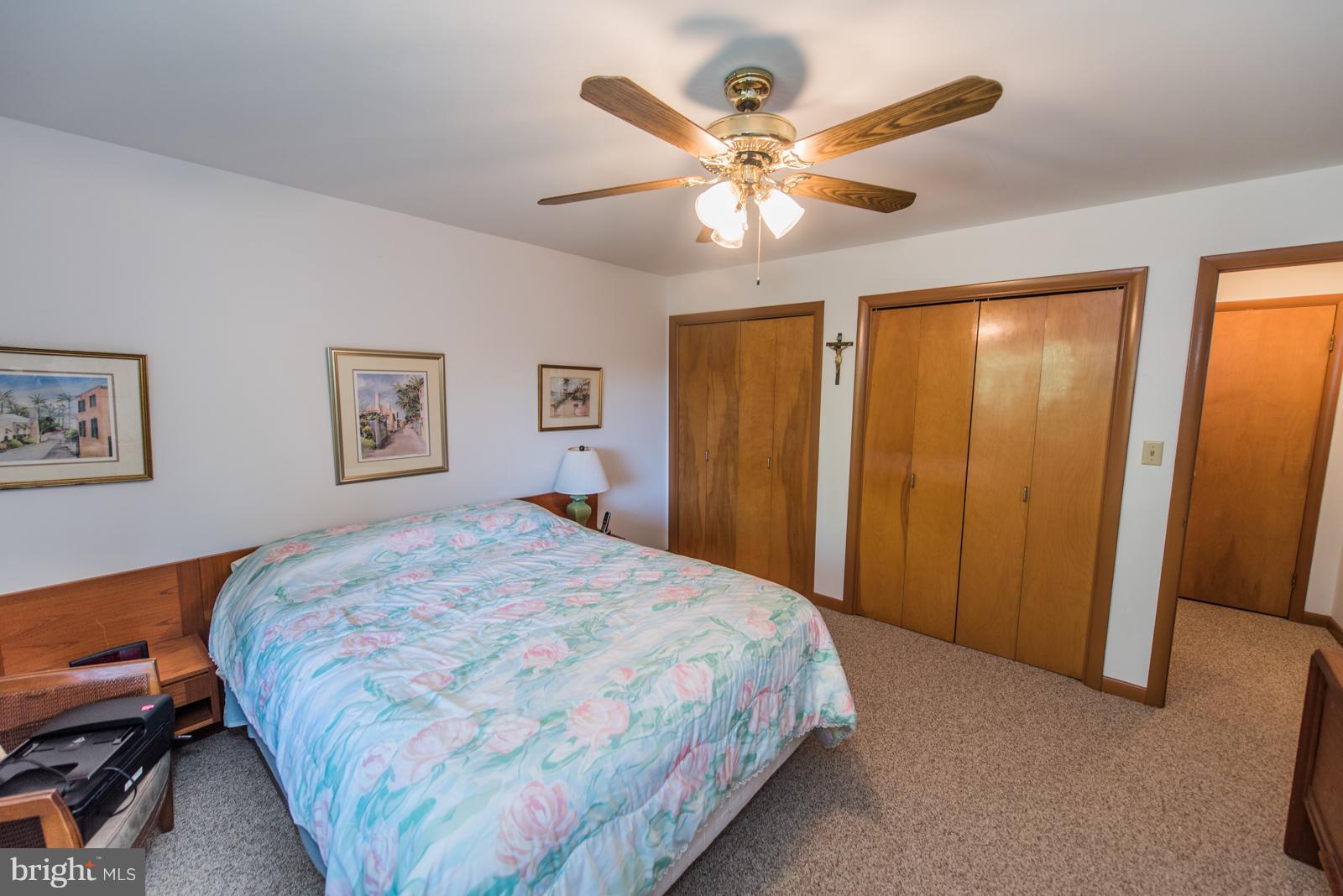 RIVER RIDGE - Residential