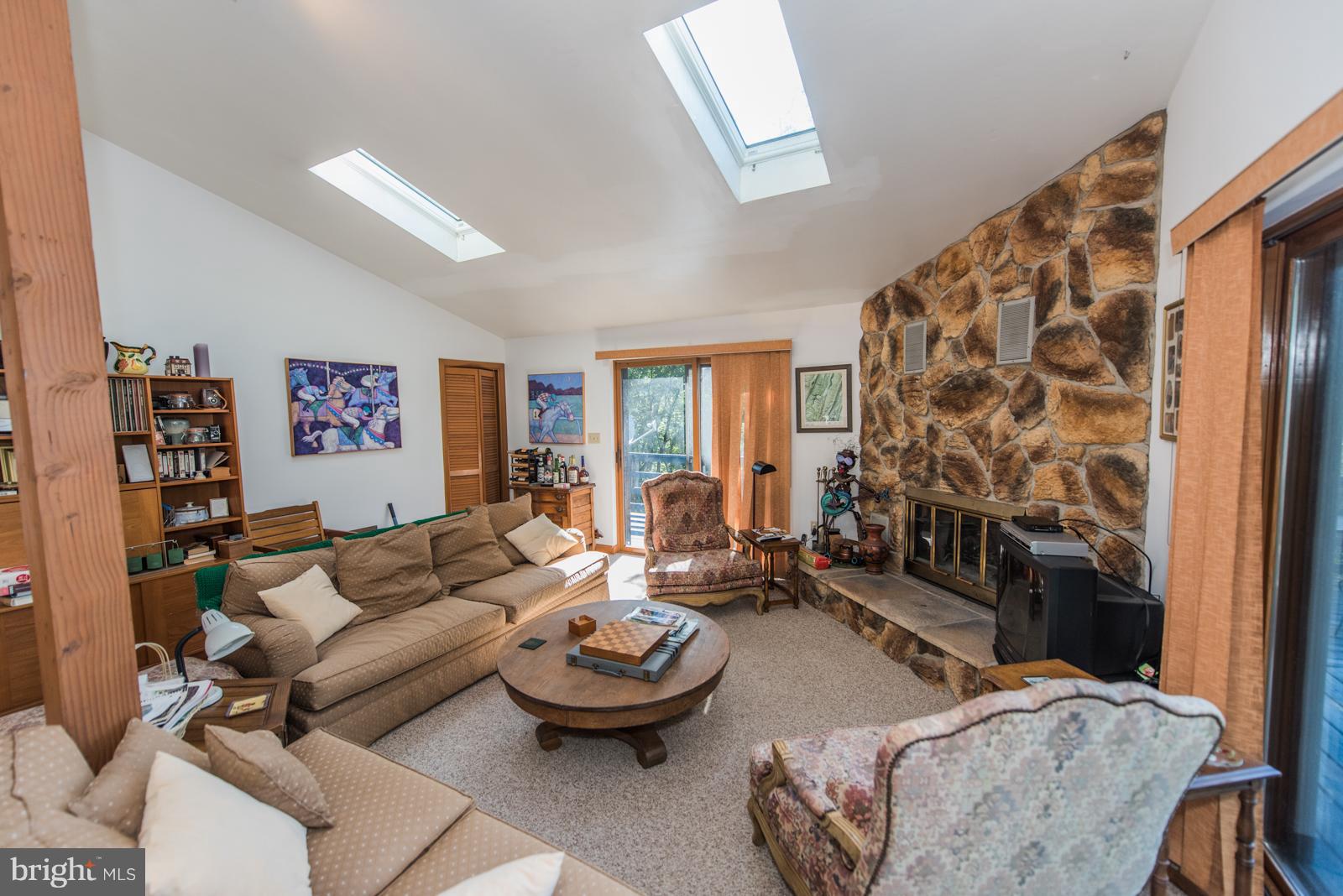 RIVER RIDGE - Residential