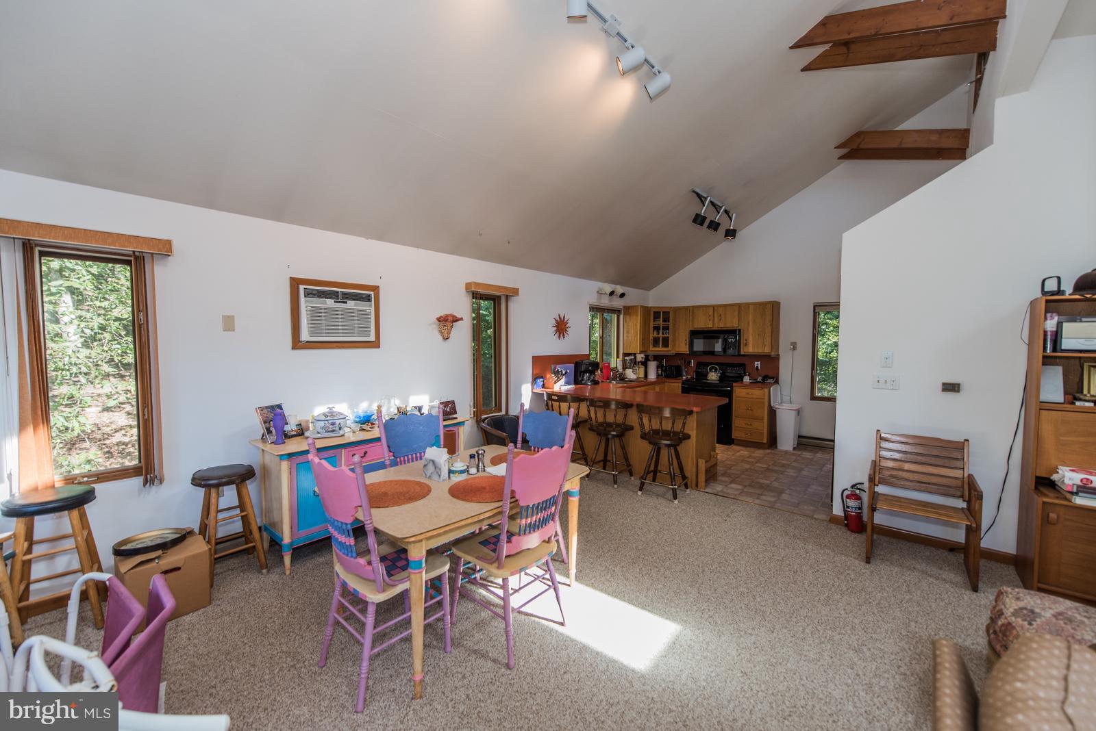 RIVER RIDGE - Residential