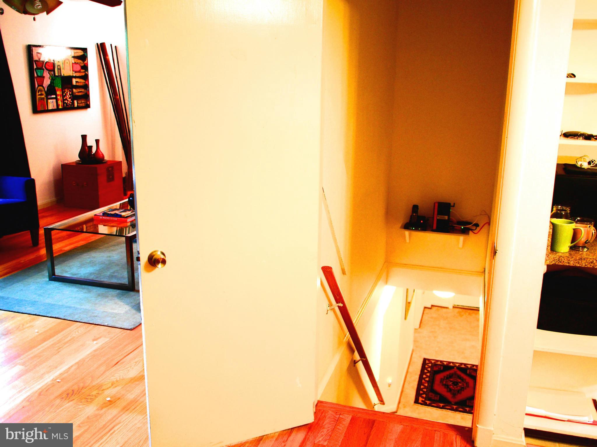 OVERLOOK KNOLLS - Residential Lease