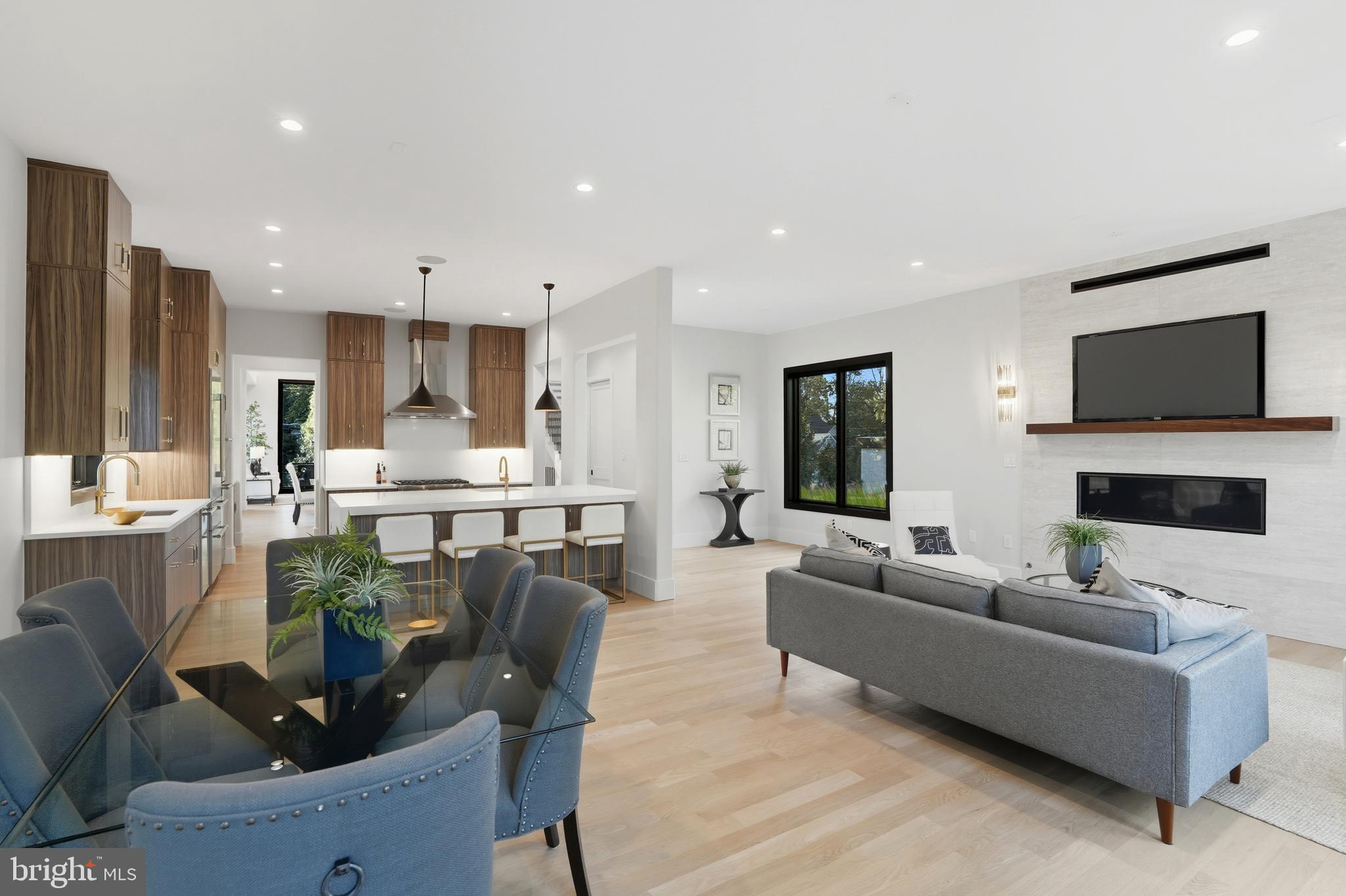 FRANKLIN PARK - Residential