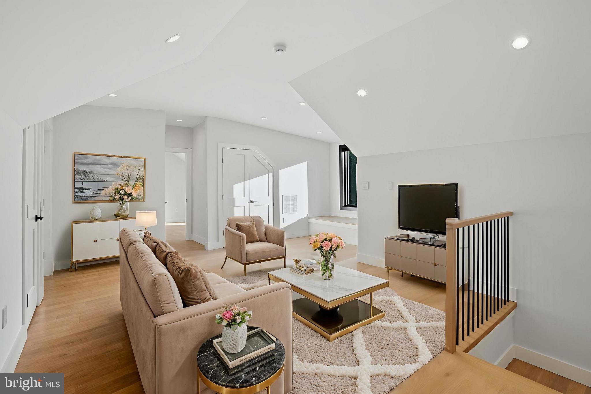 FRANKLIN PARK - Residential