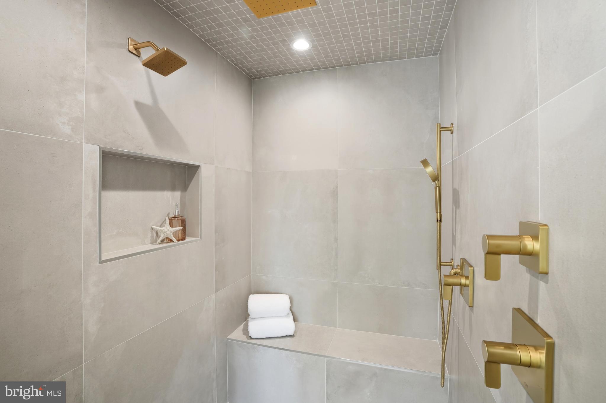 FRANKLIN PARK - Residential