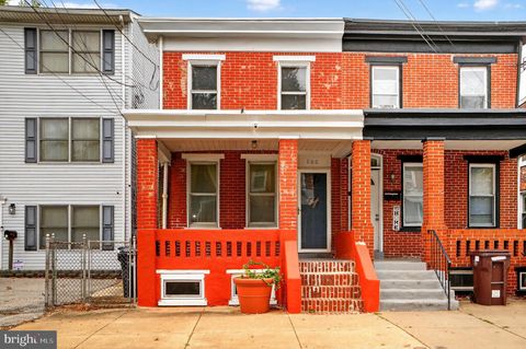 806 BROWN STREET WILMINGTON DE 19805